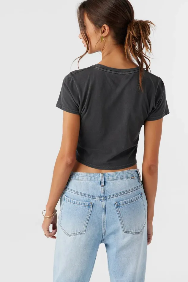 FLOWER VINEZ TEE Washed Black Women O039NEILL Clothing