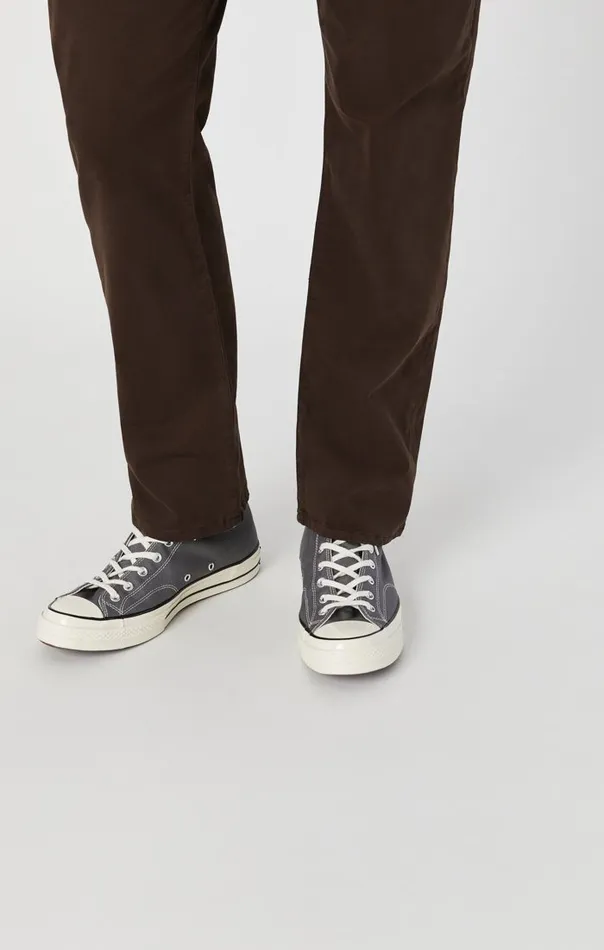 Matt Relaxed Straight Leg In Coffee Bean Twill Men Mavi Jeans Pants