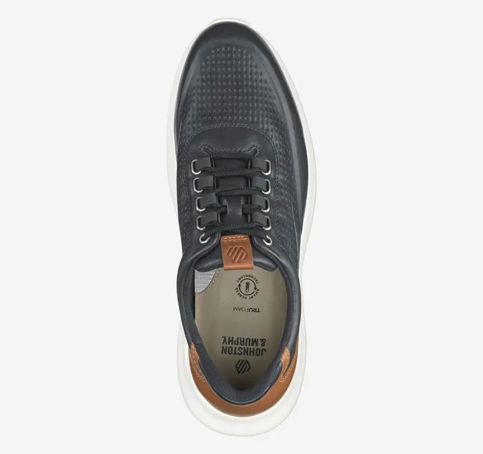 Men Amherst 20 Embossed UThroat Black Full Grain JohnstonandMurphy LaceUps
